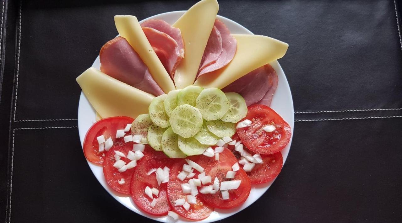 Pokoje Goscinne Zblewo Bagian luar foto